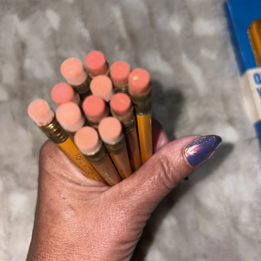 Vintage NOS FORD MOTOR COMPANY PENCILS Yellow No.2 Quality Safety 34 Pencils